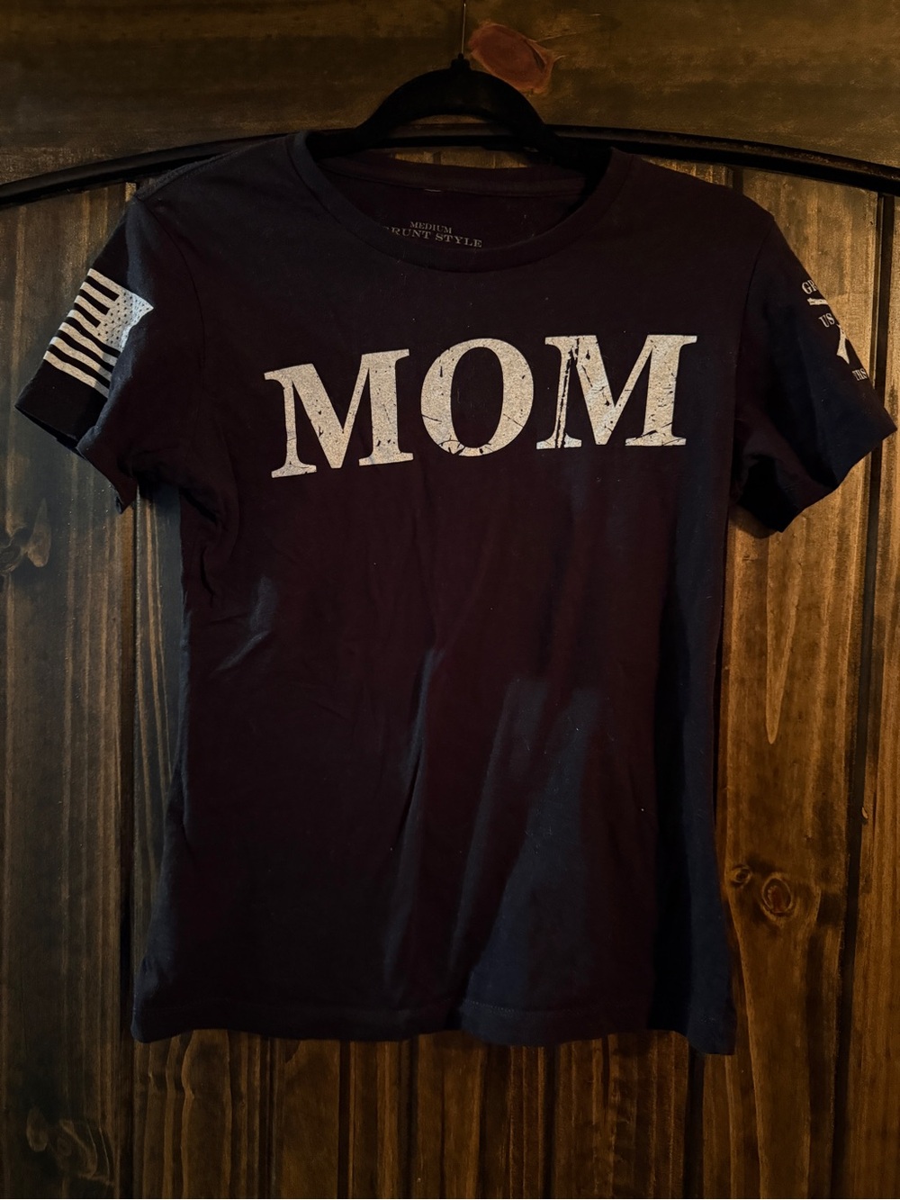 MOM Grunt Style Shirt Size Medium